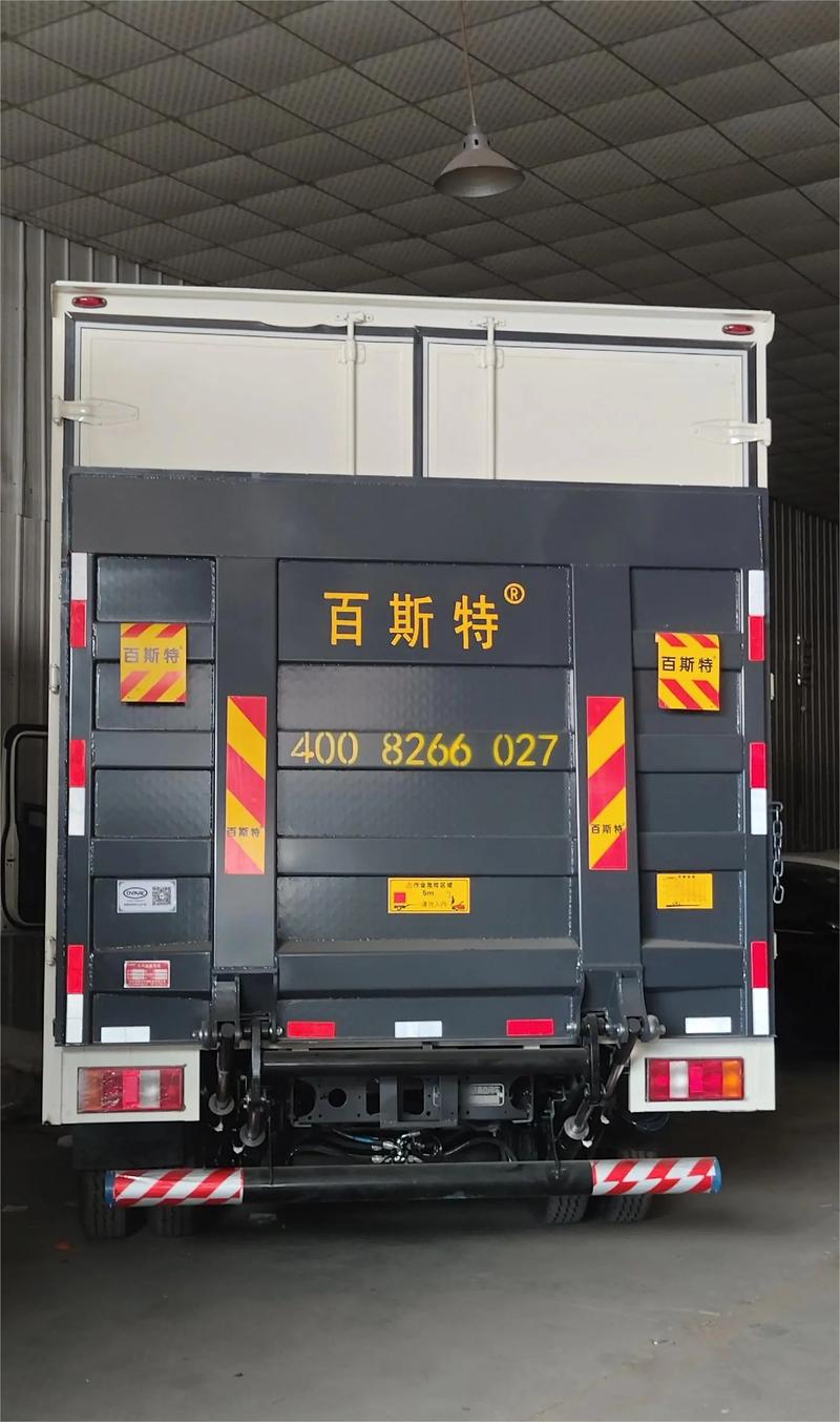 货车尾板一般多少钱 货车尾板一般多少钱一平方