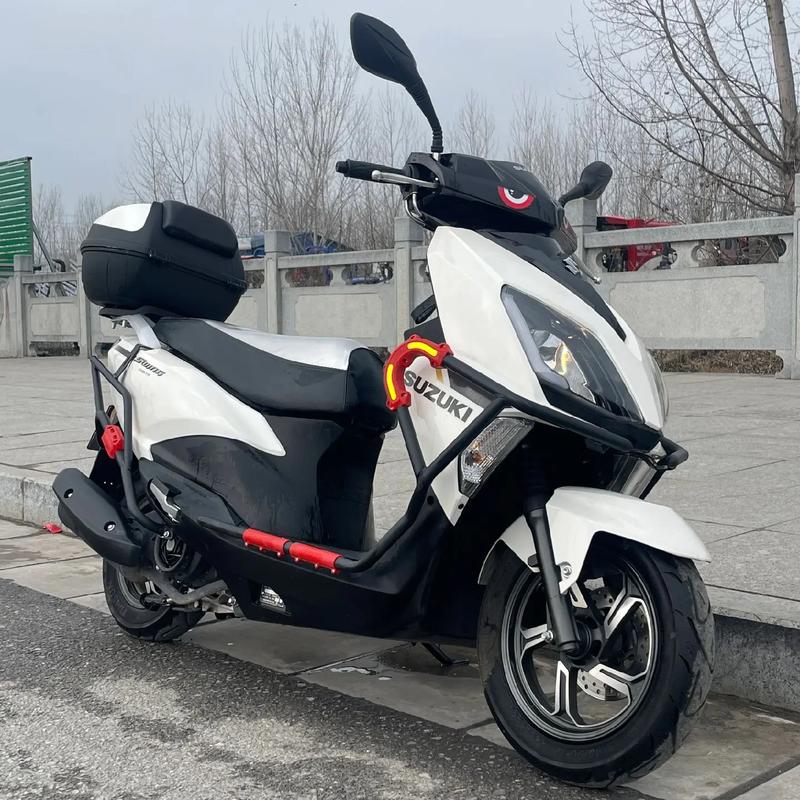 摩托车踏板 摩托车踏板铃木